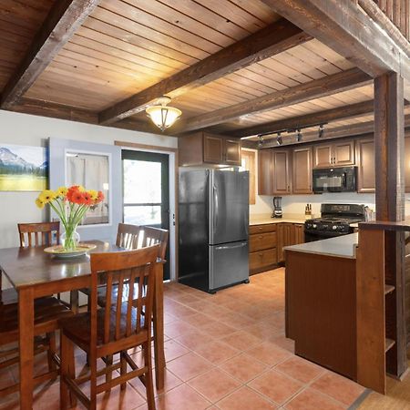 Summit Mountain Lodge And Steakhouse East Glacier Park Village المظهر الخارجي الصورة