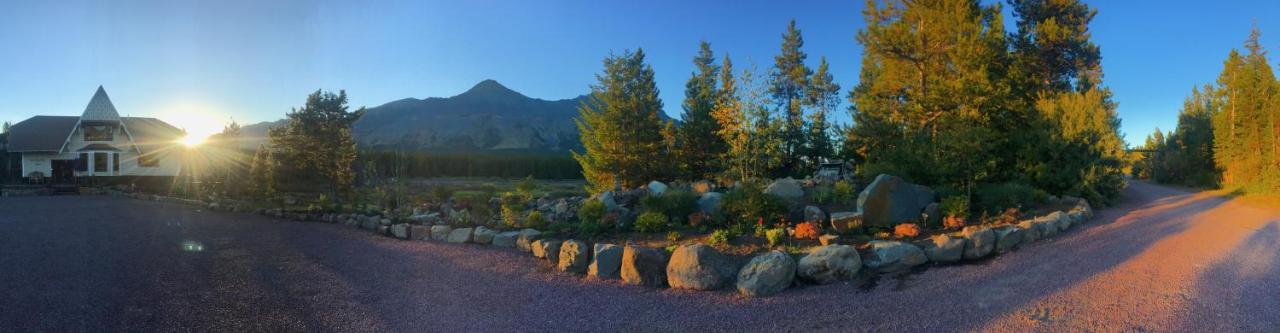 Summit Mountain Lodge And Steakhouse East Glacier Park Village المظهر الخارجي الصورة