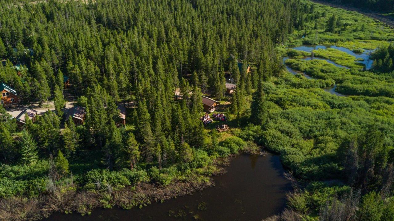 Summit Mountain Lodge And Steakhouse East Glacier Park Village المظهر الخارجي الصورة